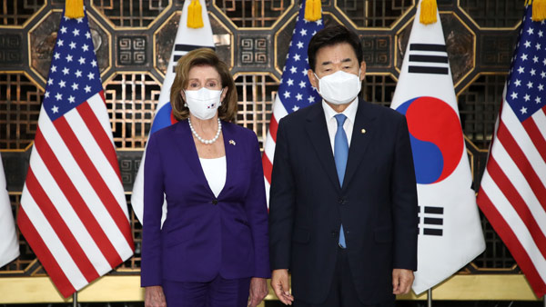 김진표-펠로시 회담 "대북 억지력 바탕으로 실질적 비핵화와 평화 정착"