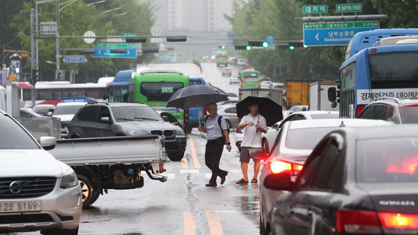 군, 수도권 집중호우에 피해 복구 대민지원