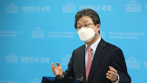 유승민 "윤석열 '체리 따봉' 문자로 이 난리‥책임 인정해야" 