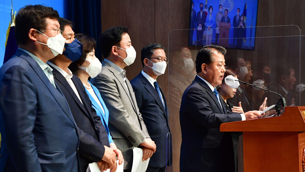 민주 "서해 공무원 사건, 철저한 정치기획"