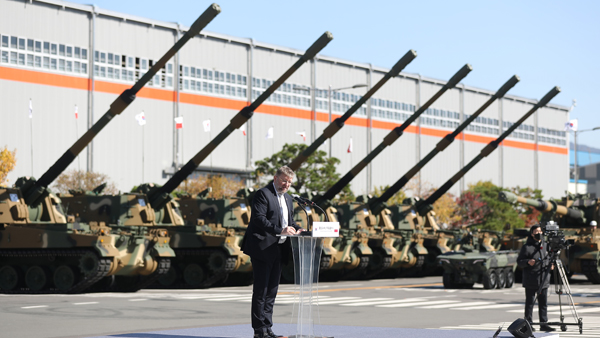 국산 무기 천무 폴란드 수출 1차 계약 체결"35억 달러 규모"