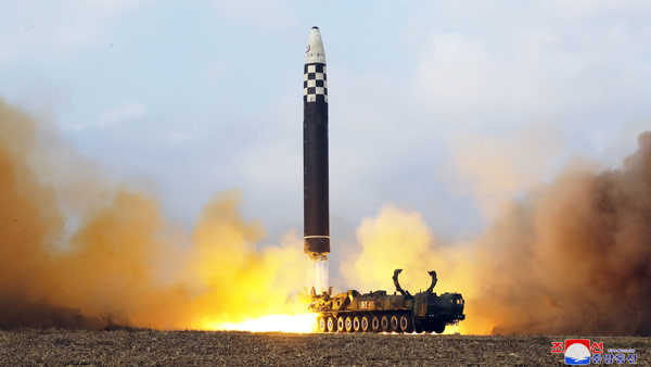 북한 "행성 최강 ICBM 보유‥핵 선제타격, 미국 독점 아냐"