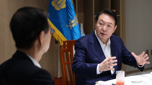 윤 대통령, 예산안 협력 당부 "법인세법·한전법 반드시 처리해야"