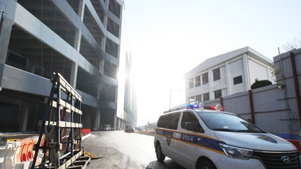 '평택 냉동창고 화재' 순직 소방관 3명, 1계급 특진·훈장 추서