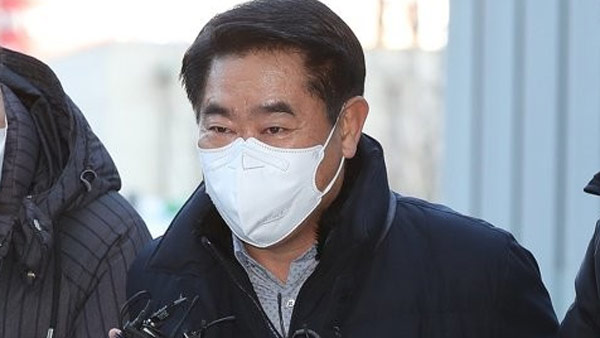 '대장동 40억 수뢰 혐의' 최윤길 전 성남시의장 구속 송치