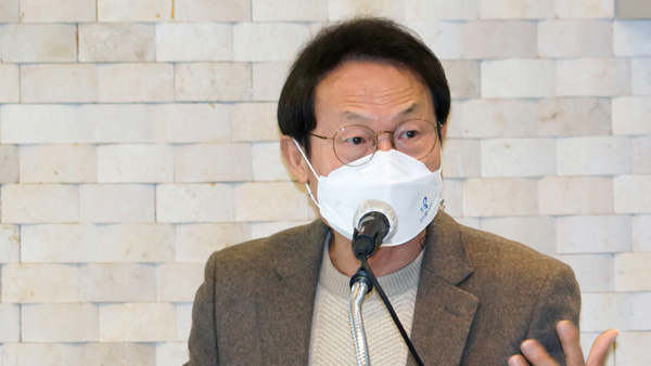 새학기 서울 학교에 이동형-신속PCR-자가키트 등 다중검사 도입