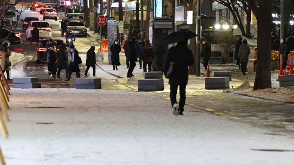 수도권 토요일 새벽3시부터 눈, 서울시 '제설 1단계 비상근무'