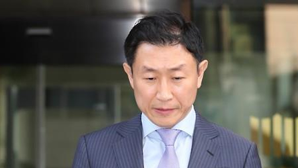 공수처 첫 기소한 김형준 전 부장검사, 이번 주 첫 재판 