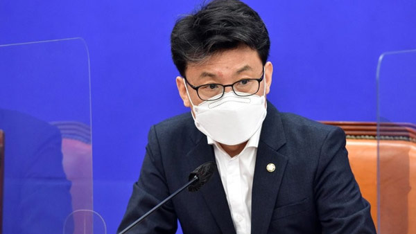 경찰, 민주당 진성준 '당원매수 의혹' 건설업자 사무실 압수수색