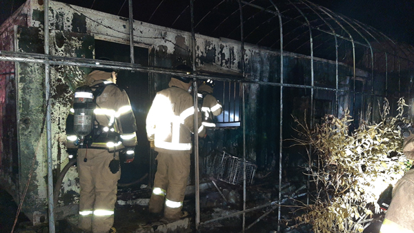 경기 여주 비닐하우스 안 컨테이너서 불‥70대 1명 사망