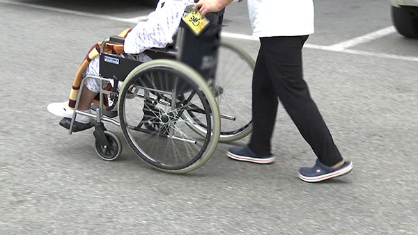 오늘부터 입국 1일차 PCR 검사‥요양병원 대면 면회 금지