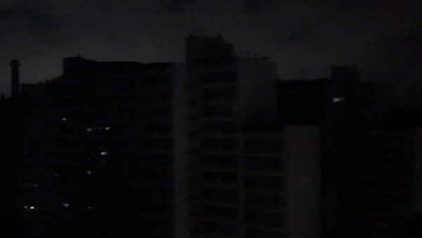 더운 여름밤에 정전‥대구 수성구 일대 300여 가구 불편