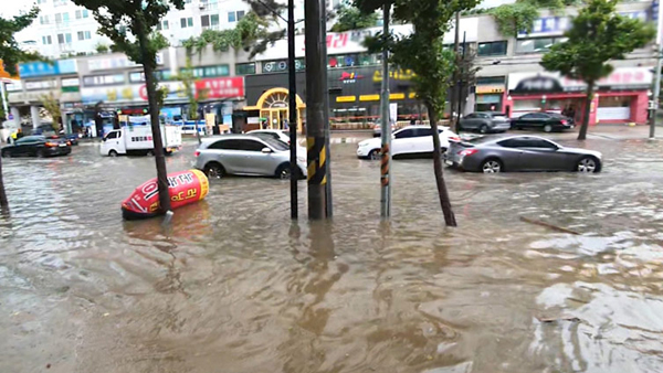 쏟아지는 폭우에 서울·경기 지역서 8명 사망