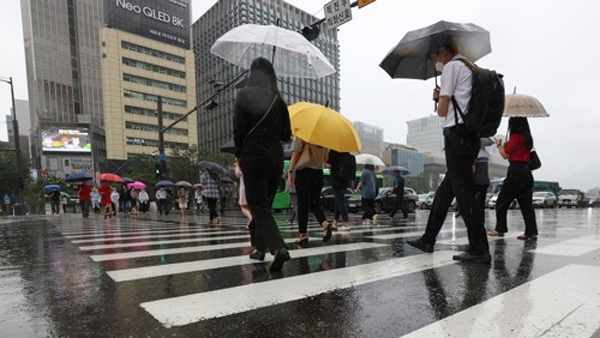 [날씨] 저녁부터 중부 다시 강한 비‥밤새 남부로 확대