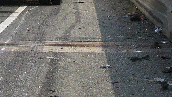 서울 내부순환로서 9중 추돌 사고‥두 명 다쳐