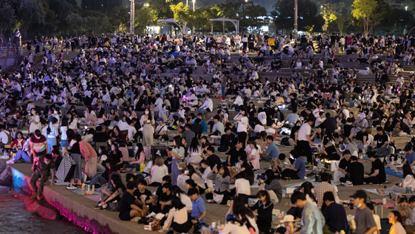 '3년 만에 야시장' 반포한강공원 일대 교통 마비‥"대책 마련"