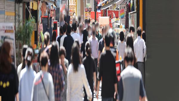 신규 확진 11만 5,638명‥닷새만에 다시 11만 명대