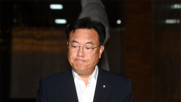 법원, '정진석 비대위원장 직무정지' 가처분 심문 연기