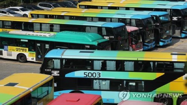 경기도 버스 노조 "협상 결렬, 오늘 첫차부터 파업 돌입" 