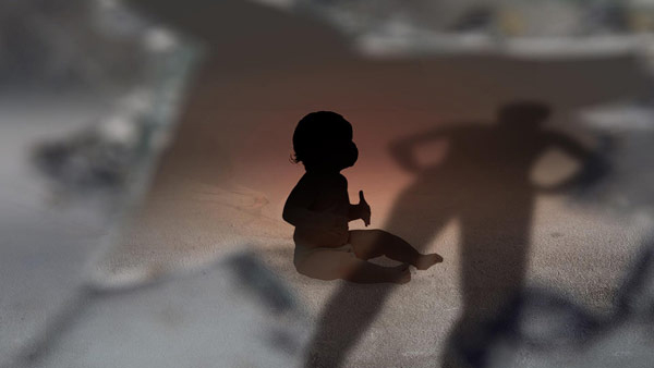 '9개월 아기' 베개로 질식시켜 살해한 어린이집 원장 구속기소