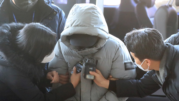 제주 유명 음식점 대표 살해 용의자 압송