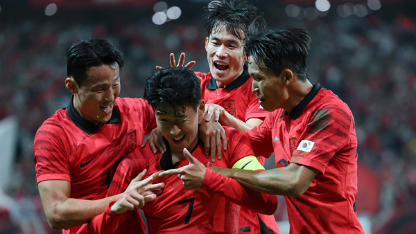축구 대표팀, 손흥민 헤딩 골로 카메룬에 1-0 승리