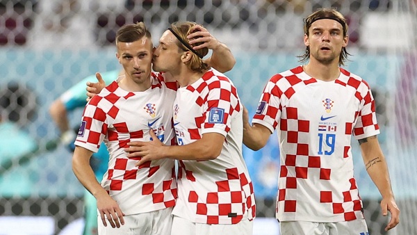 [월드컵] 캐나다, 크로아티아에 1-4 대패..16강 탈락 확정