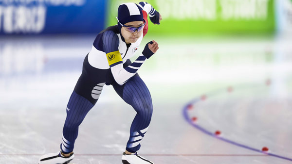 빙속 김민선, 4대륙선수권 여자 500m 우승‥3개 대회 연속 금메달