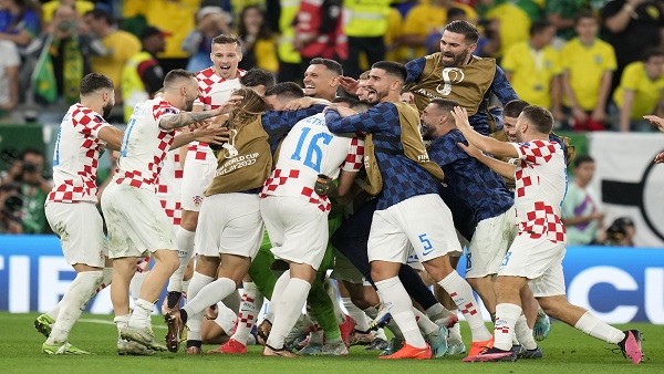 [월드컵] '대이변' 크로아티아, 승부차기 끝에 브라질 꺾고 준결승 진출