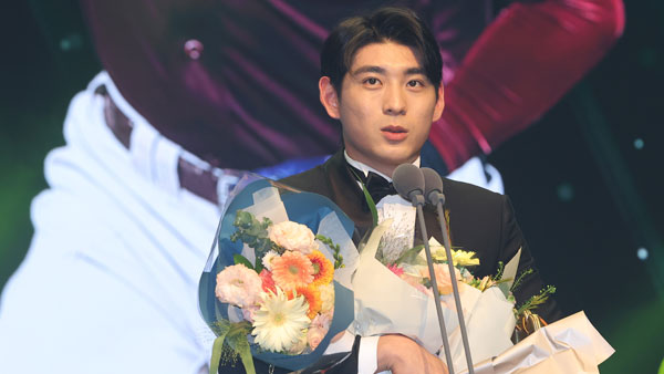 '타격 5관왕' 이정후, MLB 진출 공식 선언‥키움에 통보