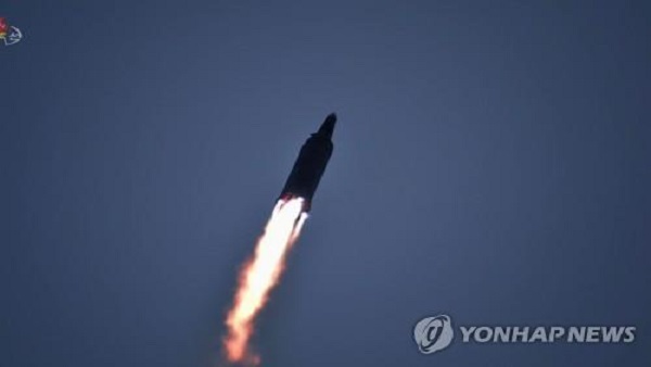 美, 北 탄도미사일 발사에 제재로 응수‥북한 국적자 6명 제재