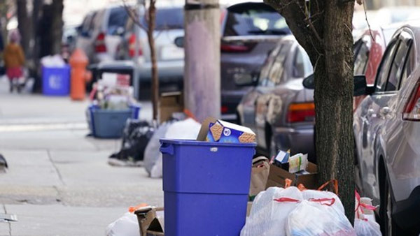 쓰레기 쌓여가는 미국 길거리‥오미크론에 환경미화원도 부족