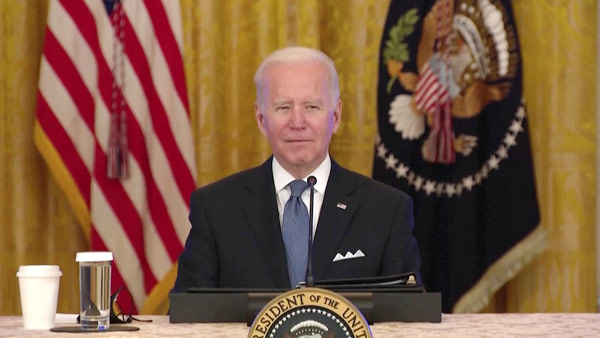 바이든 기자회견 직후 "멍청한 XX" 욕설 파문