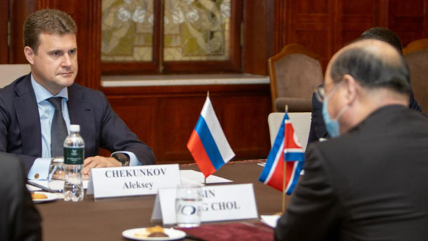 "북한, 중국 이어 러시아와도 단계적 교역 회복 논의"