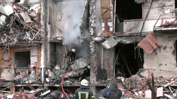 AFP통신 "키예프 시내서 교전 시작된 듯‥폭발·총격음"