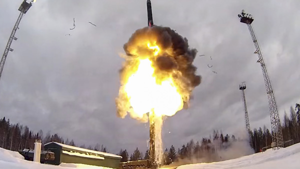 러 "국가 존립에 위협 있을 때만 핵무기 사용할 것"