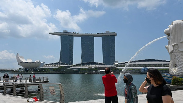 싱가포르 오늘부터 야외 마스크 '선택'‥"계속 쓸래요"도 상당수