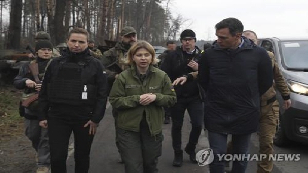 스페인·덴마크 총리 키이우 방문…"무기 더 지원할 것"