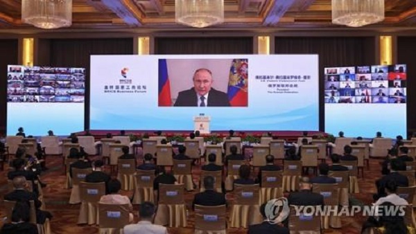 브릭스 정상회의 개최‥시진핑 "제재 반대"·푸틴 "다극 체제 구축"