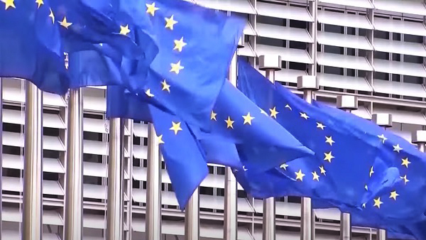 EU 정상회의, 우크라이나에 가입 후보국 지위 부여 합의
