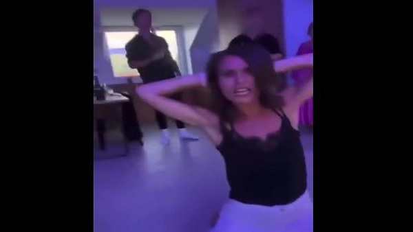 '광란의 파티' 핀란드 총리 마약검사 받아…두번째 영상도 논란