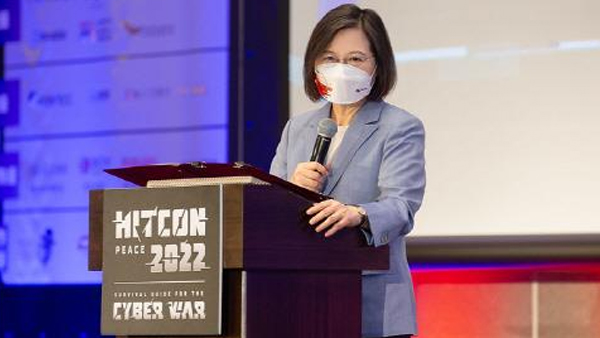 차이잉원 총통 "중국이 대만에서 인터넷 공격·심리전 벌여"