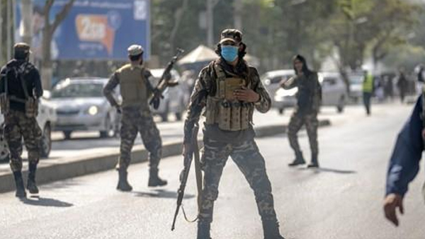 아프간 카불서 또 폭탄테러‥모스크 인근 폭발로 10여명 사상