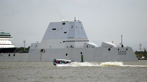 미국 해군, 최신예 스텔스 구축함 일본 배치