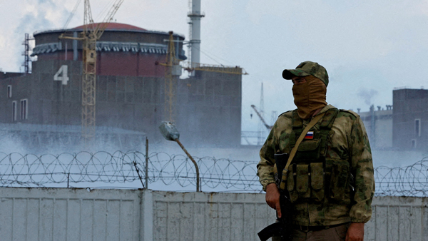 우크라 원전 운영회사 "러시아군이 자포리자 원전 소장 억류"