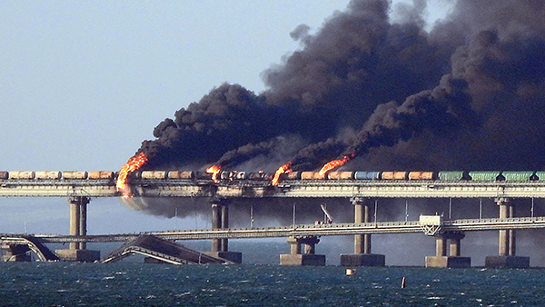 영국 전문가 "크림대교 파괴, 러에 치명타‥보급부족" 