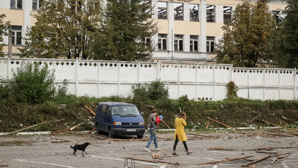 우크라 수도 키이우에 또 수차례 폭발음‥"자폭 드론 공격"