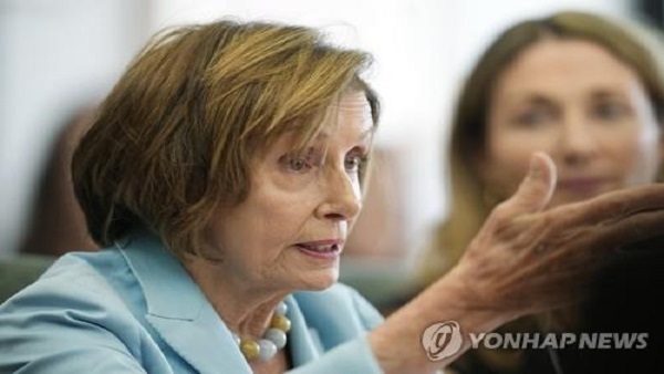 낸시 팰로시 미 하원의장 "남편 공격사건에 트라우마 빠져"