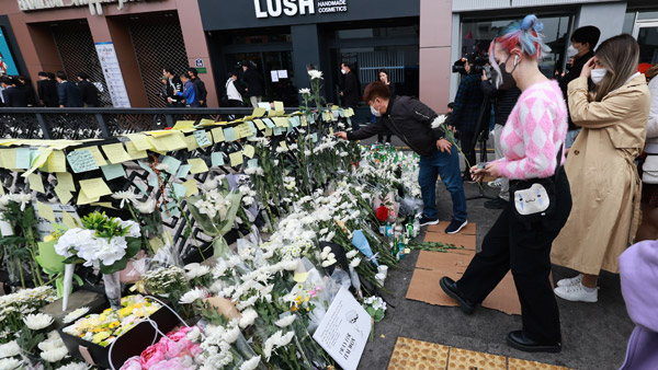 "초연결 한국, 걸러지지 않은 참사 영상에 트라우마"