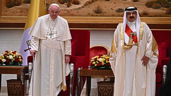 교황, 걸프국 바레인 첫 방문…"무슬림과 대화 활성화"
